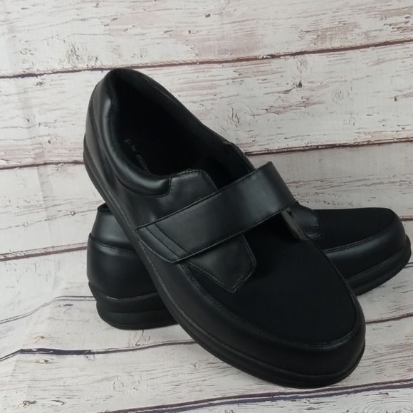 pw minor shoes closed